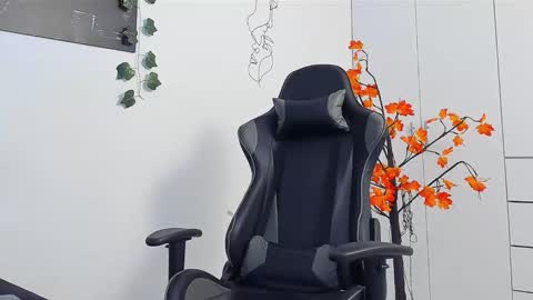 Snapshot of oliver_bray chatting on 02/16/26, 09:00 Oliver bray online show from 02/16/26, 09:00