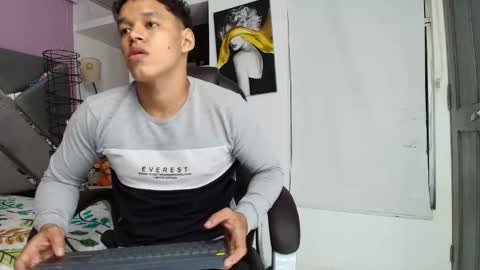 O L I V E R online show from 04/16/26, 01:50