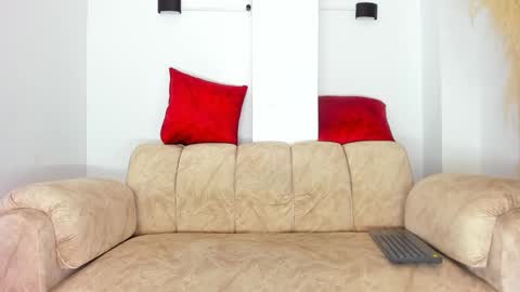 OLIVER online show from 12/29/24, 06:03