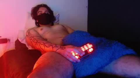 oliver_laid_2023 online show from 12/19/24, 06:01