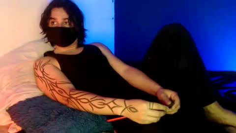 oliver_laid_2023 online show from 01/12/25, 08:36