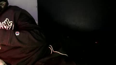 oliver_laid_2023 online show from 01/16/25, 01:47