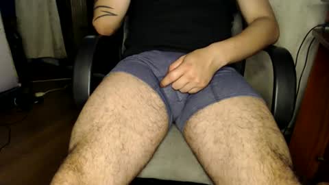 oliver_laid_2023 online show from 09/20/25, 01:50