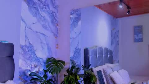 oliver mr  online show from 03/12/26, 07:42