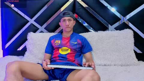 oliver mr  online show from 04/11/26, 08:24