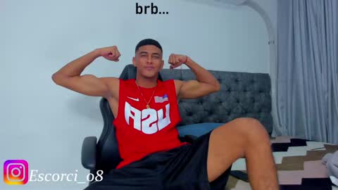 oliver_smith_2 online show from 01/10/25, 06:38