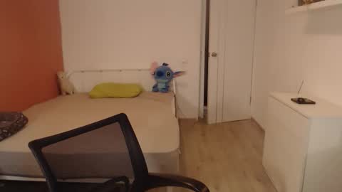 Oliver online show from 11/22/25, 02:10