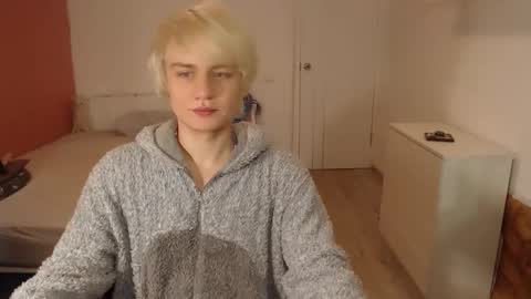 Oliver online show from 01/16/26, 02:04