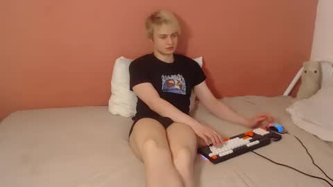 Oliver online show from 04/22/26, 01:30