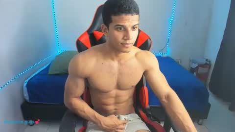 oliver thompsson online show from 06/22/26, 03:25