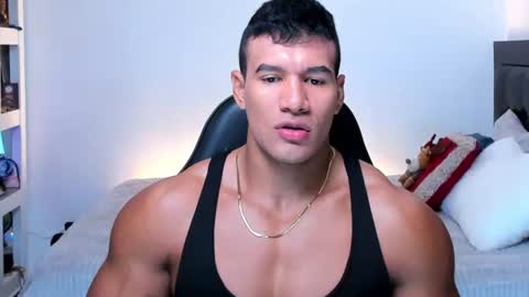 oliver_tommy online show from 09/19/25, 01:01