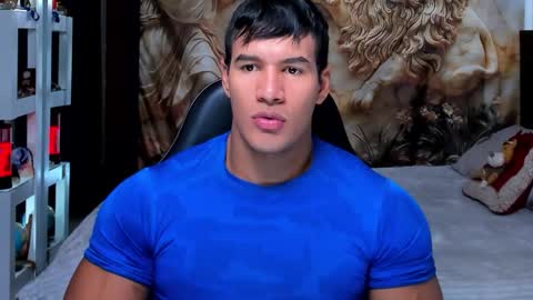 oliver_tommy online show from 11/08/25, 01:22