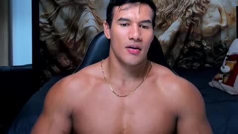 oliver_tommy online show from 11/13/25, 01:15