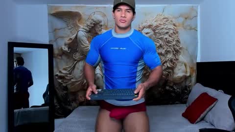 oliver_tommy online show from 12/02/25, 12:10