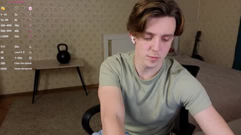 Snapshot of oliver_travis chatting on 12/12/24, 12:05 Oliver Evans online show from 12/12/24, 12:05