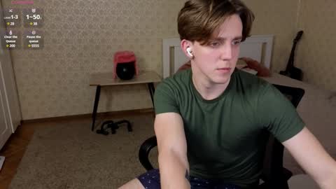 Snapshot of oliver_travis chatting on 12/28/24, 11:48 Oliver Evans online show from 12/28/24, 11:48