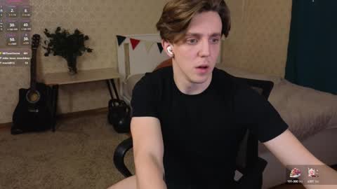 Snapshot of oliver_travis chatting on 01/27/25, 02:42 Oliver Evans online show from 01/27/25, 02:42