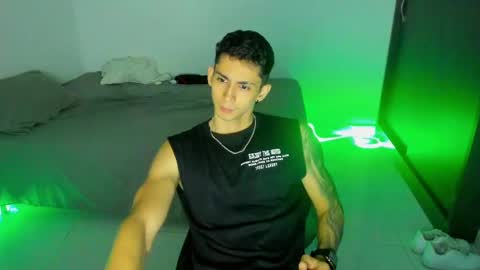 Oliver bennet online show from 03/06/25, 01:27