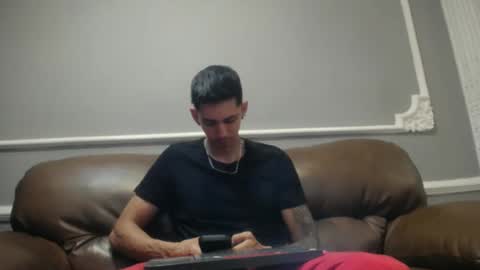 Oliver bennet online show from 09/10/25, 12:16