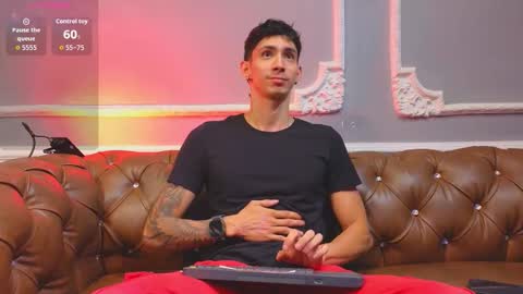 Oliver bennet online show from 11/03/25, 09:16