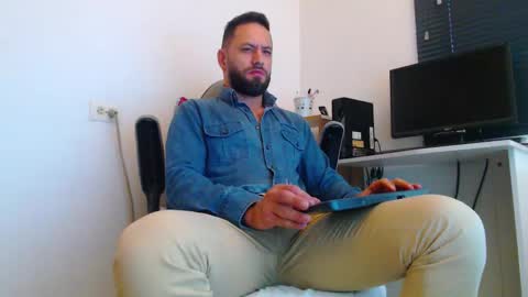 oliver online show from 03/20/26, 03:50