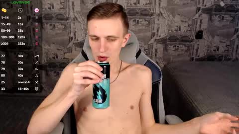 Snapshot of oliverfresh chatting on 02/10/25, 09:04 Oliver online show from 02/10/25, 09:04