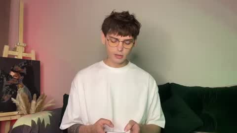 oliverlawrence online show from 06/18/26, 09:52