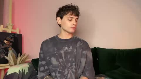 oliverlawrence online show from 06/19/26, 08:01