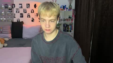 oliver online show from 11/30/25, 01:53