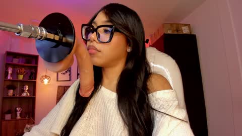 Olivia online show from 01/15/25, 07:26