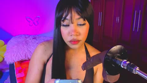 Olivia online show from 02/17/26, 03:47