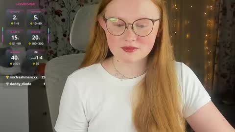 Snapshot of olivia_date chatting on 05/15/26, 05:20 Olivia Date online show from 05/15/26, 05:20