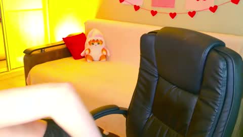 Snapshot of olivia_daze chatting on 10/06/25, 07:33 olivia_daze online show from 10/06/25, 07:33