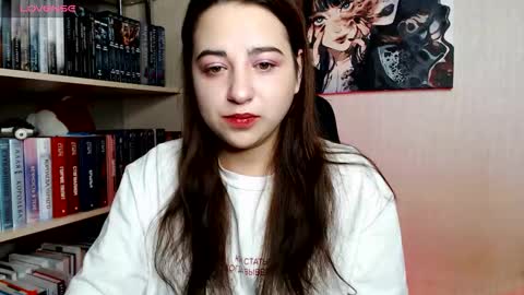 olivia_defo online show from 12/05/25, 11:08