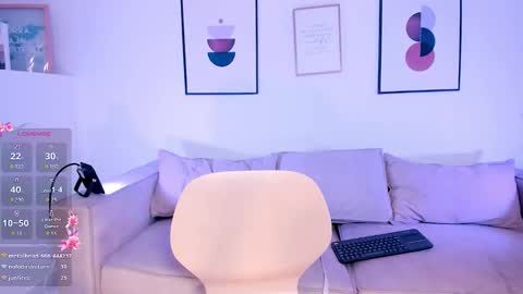 olivia_dluxe online show from 03/10/26, 04:50