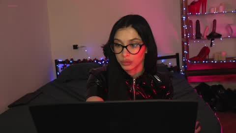 Olivia Faye online show from 03/25/26, 04:13