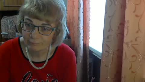 Olivia Mia online show from 04/02/26, 06:33