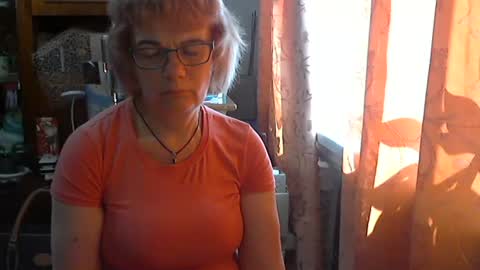 Snapshot of olivia_mia25 chatting on 05/16/26, 11:53 Olivia Mia online show from 05/16/26, 11:53