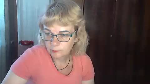 Snapshot of olivia_mia25 chatting on 07/14/26, 02:34 Olivia Mia online show from 07/14/26, 02:34