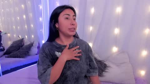 Snapshot of olivia_morryss chatting on 05/21/26, 01:23 IG Im Oliviamorrys X OliviaMorrys online show from 05/21/26, 01:23