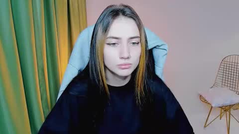 Snapshot of olivia_norton_ chatting on 09/14/25, 09:19 olivia_norton_ online show from 09/14/25, 09:19