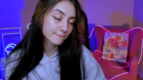 olivia_norton_ online show from 11/12/25, 03:45