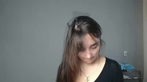 Snapshot of olivia_oliv chatting on 11/13/25, 10:03 Olivia online show from 11/13/25, 10:03