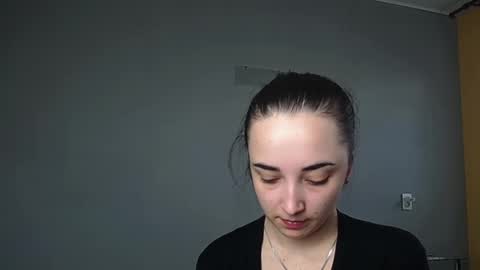 Olivia online show from 03/26/26, 09:26