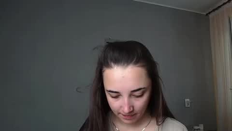 Snapshot of olivia_oliv chatting on 05/16/26, 10:23 Olivia online show from 05/16/26, 10:23