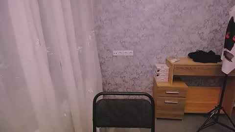 Olivia online show from 12/28/24, 02:11