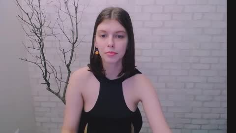 Olivia online show from 01/24/25, 01:47