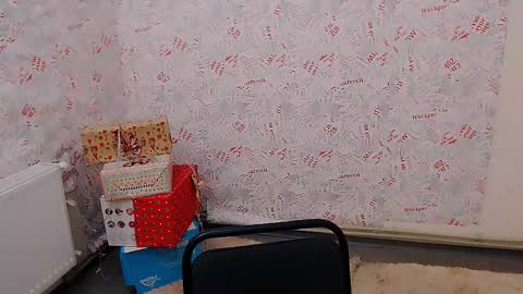 Olivia online show from 02/25/25, 06:09