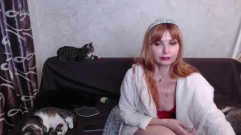 Olivia online show from 09/09/25, 08:08