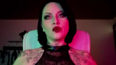 Snapshot of olivia_seex chatting on 10/03/25, 03:14 online show from 10/03/25, 03:14